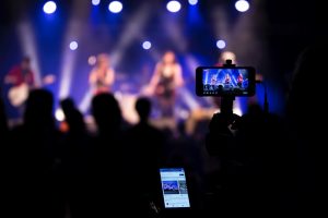 How Much Does It Cost to Make A Live Streaming App?